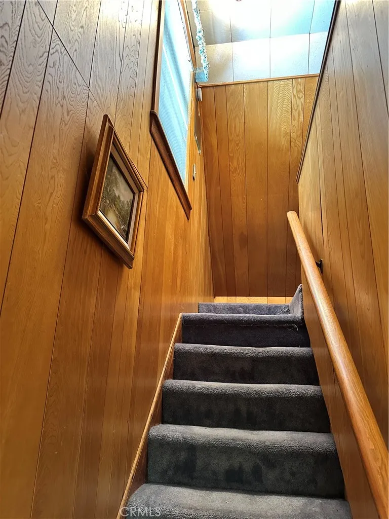1223 Bear Springs Rimforest, CA 92378