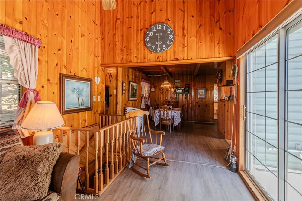 1223 Bear Springs Rimforest, CA 92378