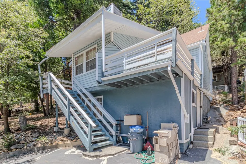 1223 Bear Springs Rimforest, CA 92378