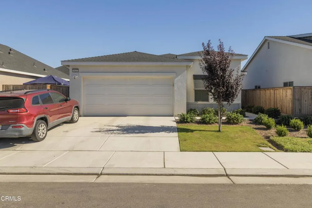 9627 Maple Terrace Lane Shafter, CA 93263