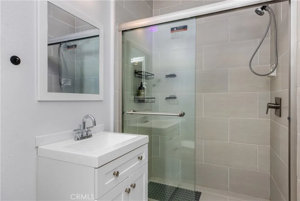 2254 The Terrace Los Angeles, CA 90049