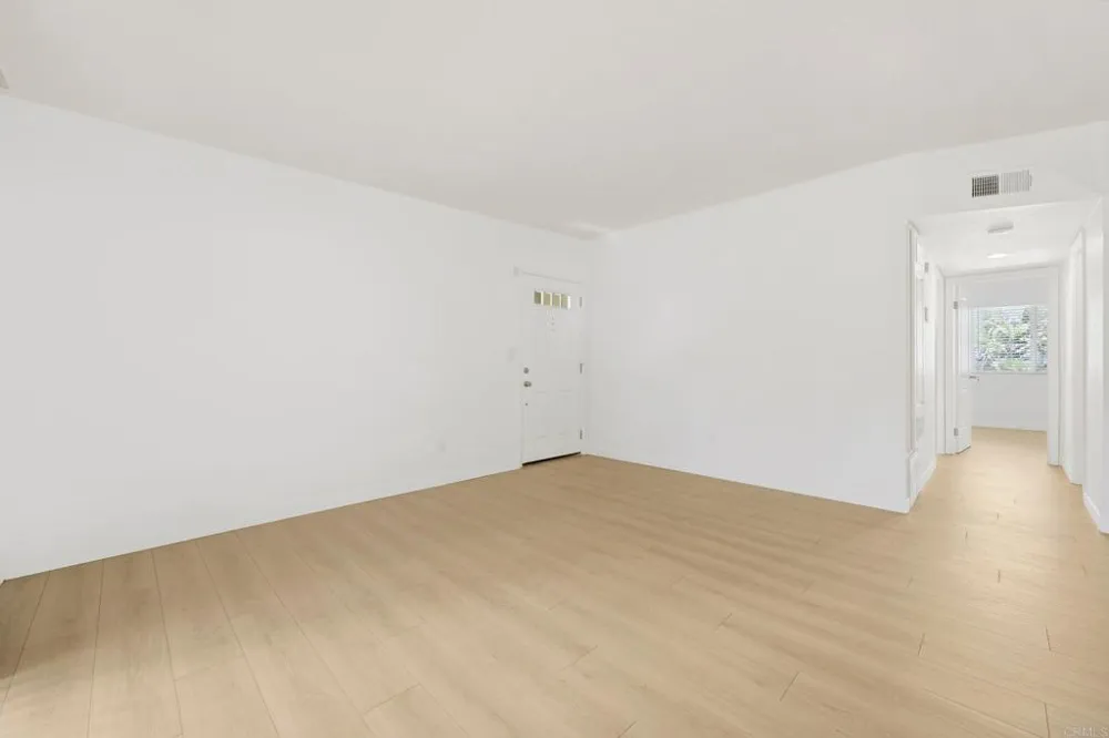 4465 Home Ave #4 East San Diego, CA 92105