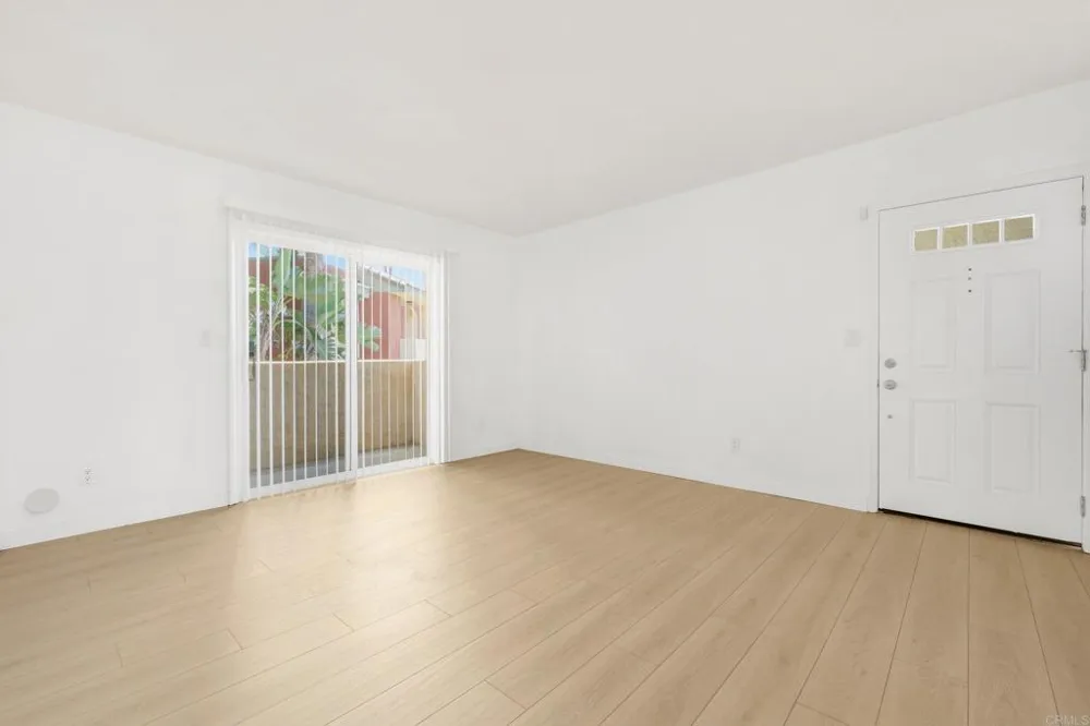 4465 Home Ave #4 East San Diego, CA 92105
