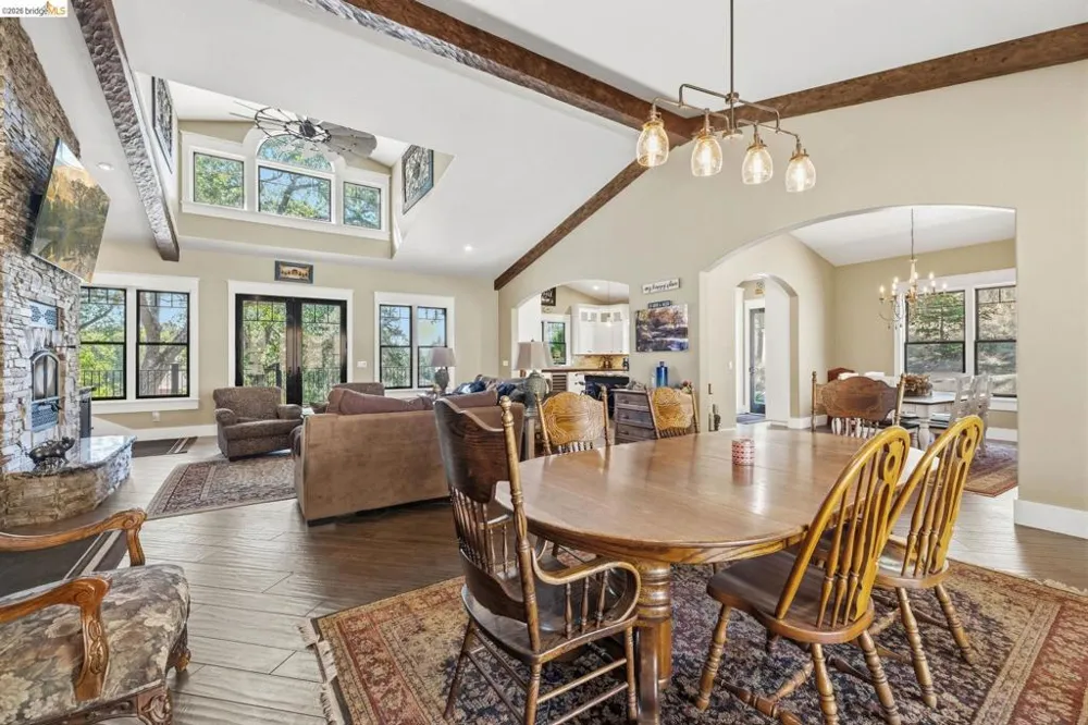 18521 Woodham Carne Rd Sonora, CA 95370