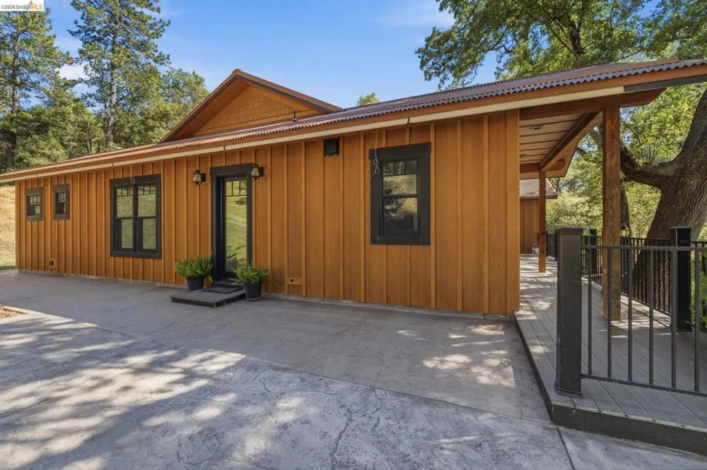 18521 Woodham Carne Rd Sonora, CA 95370