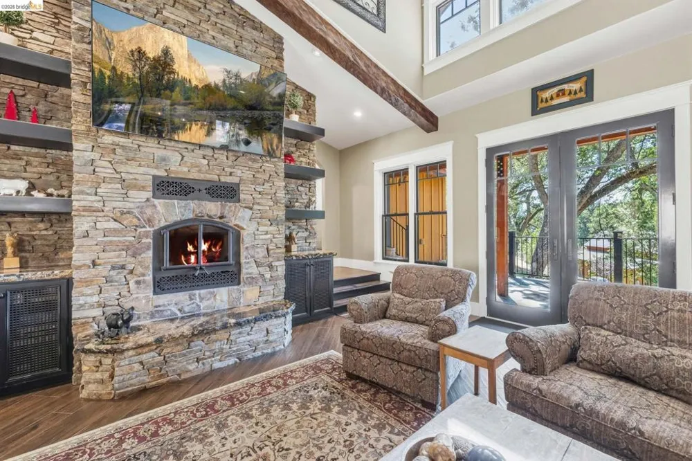 18521 Woodham Carne Rd Sonora, CA 95370