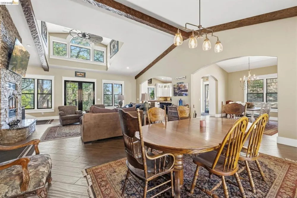 18521 Woodham Carne Rd Sonora, CA 95370