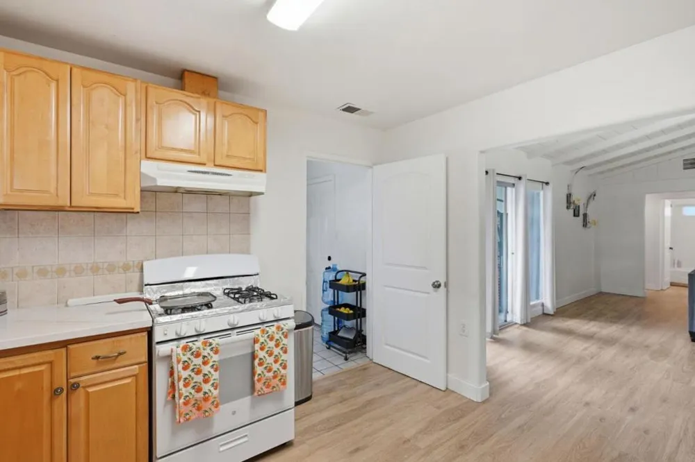 1008 Hamilton Avenue Seaside, CA 93955