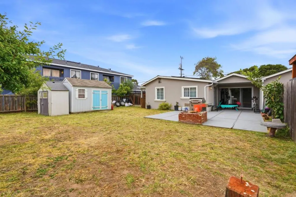 1008 Hamilton Avenue Seaside, CA 93955