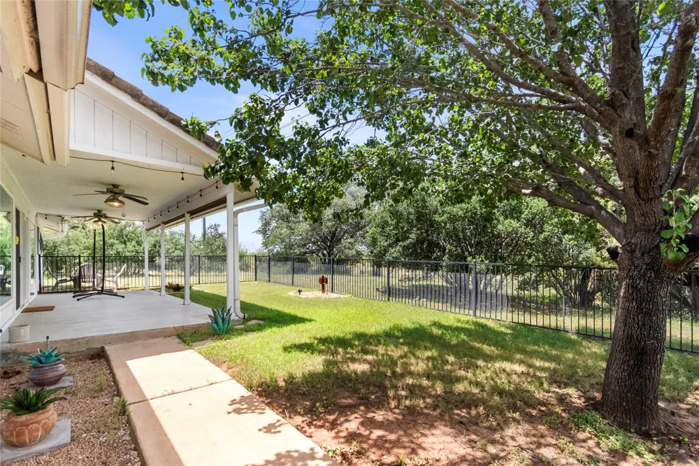 210 Teeoff #B Horseshoe Bay, TX 78657