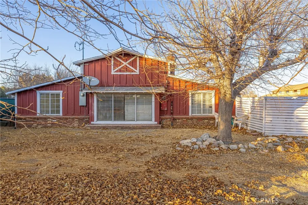 3339 E Avenue S Palmdale, CA 93550
