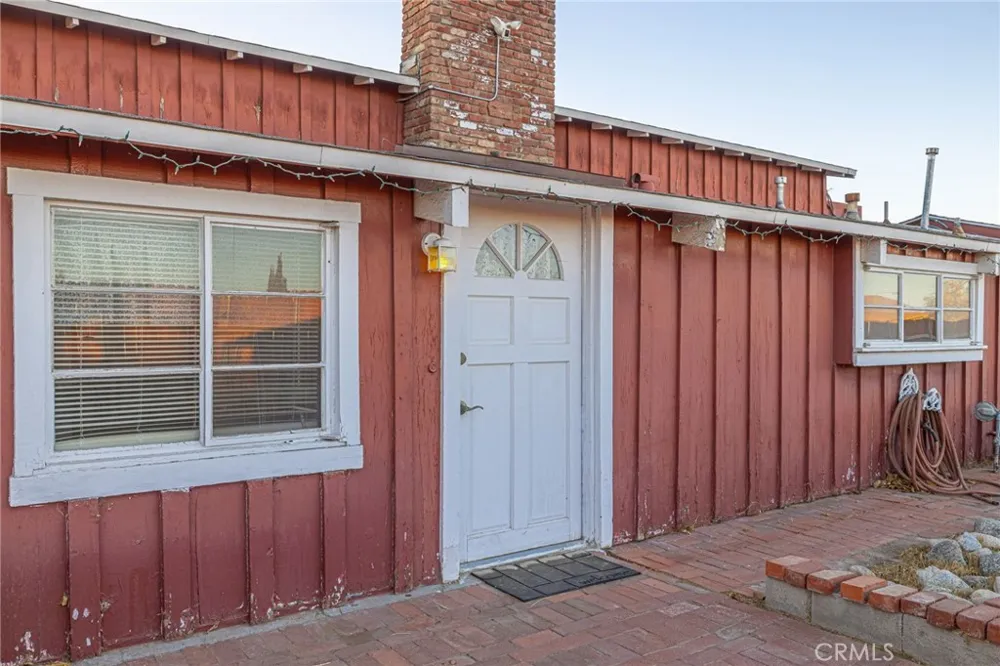 3339 E Avenue S Palmdale, CA 93550