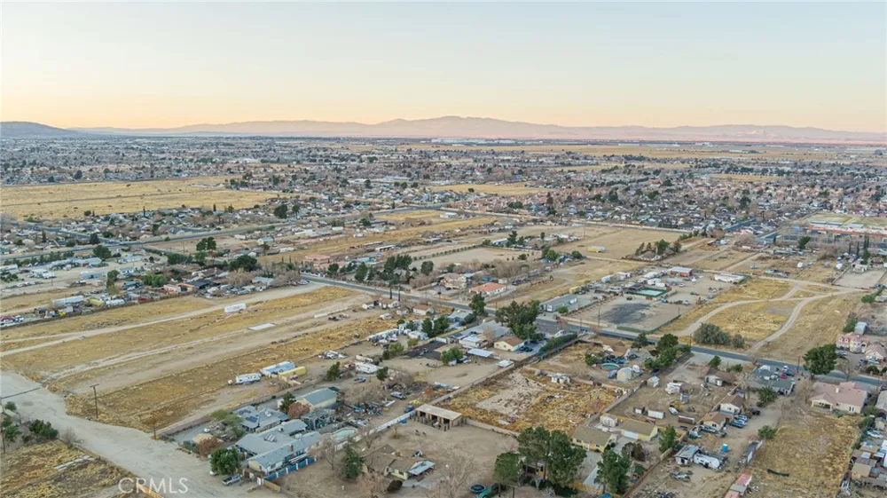 3339 E Avenue S Palmdale, CA 93550