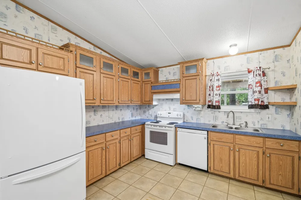 139 Meadow Creek Drive Bastrop, TX 78602