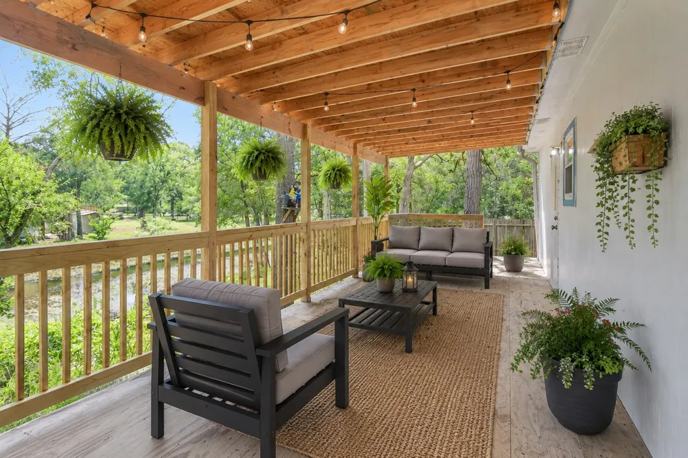 139 Meadow Creek Drive Bastrop, TX 78602