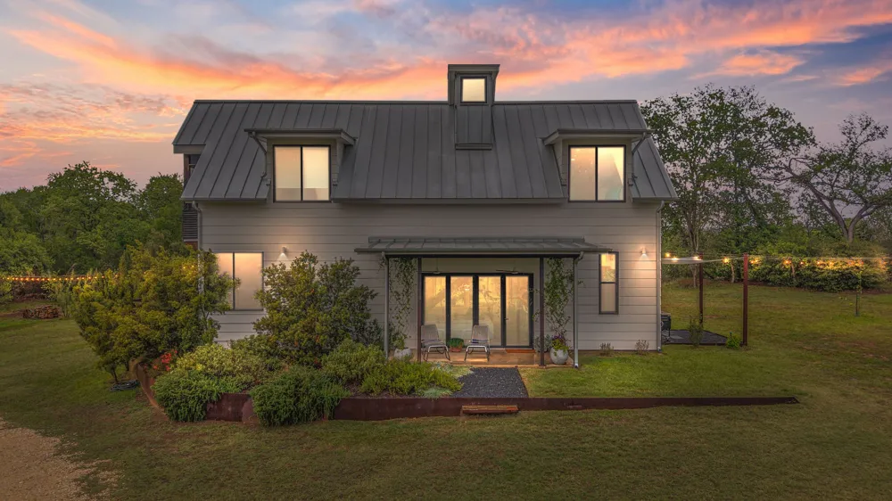 534 Old McDade Road Elgin, TX 78621