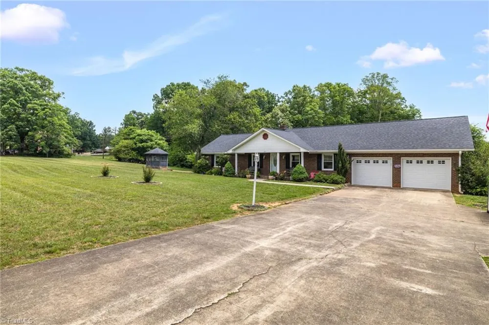 261 Westerly Park Road Eden, NC 27288
