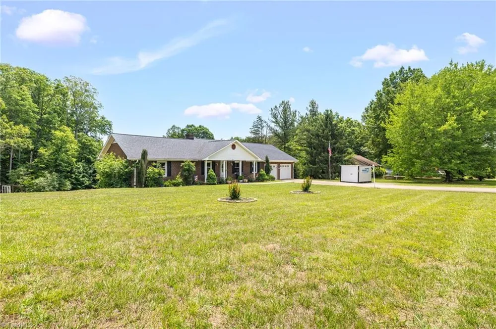 261 Westerly Park Road Eden, NC 27288