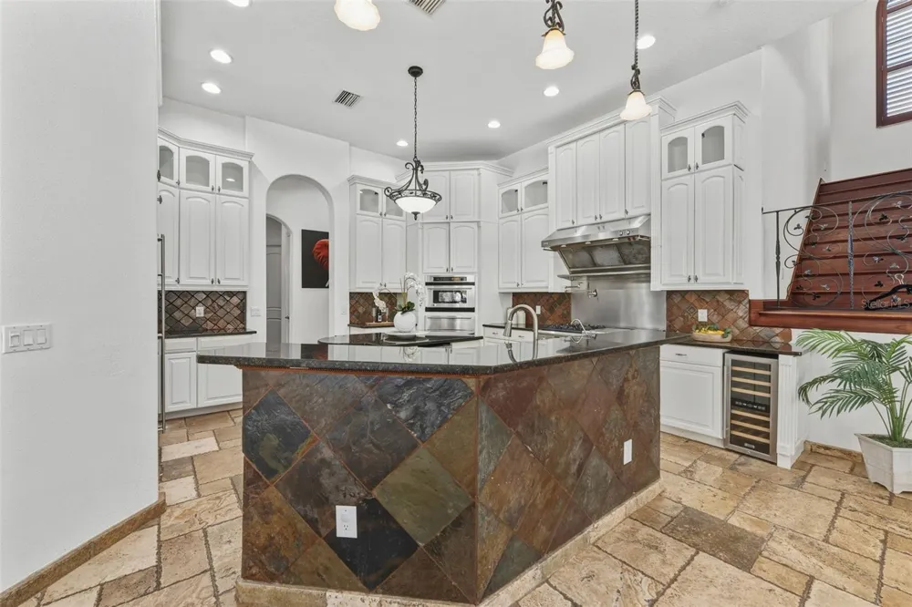 19165 GERACI ROAD Lutz, FL 33558