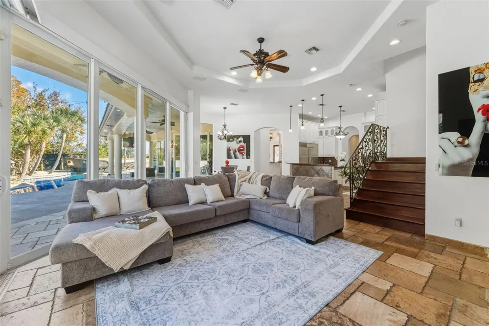 19165 GERACI ROAD Lutz, FL 33558
