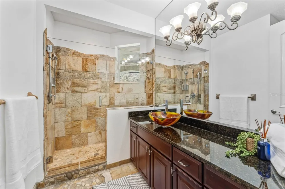 19165 GERACI ROAD Lutz, FL 33558