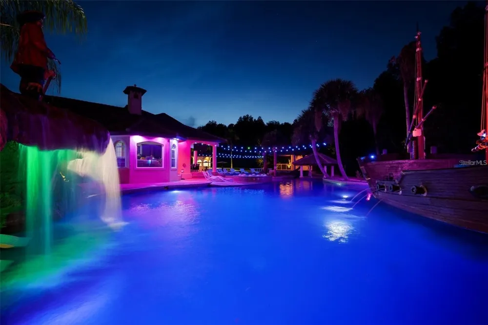 19165 GERACI ROAD Lutz, FL 33558