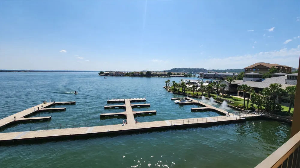1001 The Cape Road #32 Horseshoe Bay, TX 78657