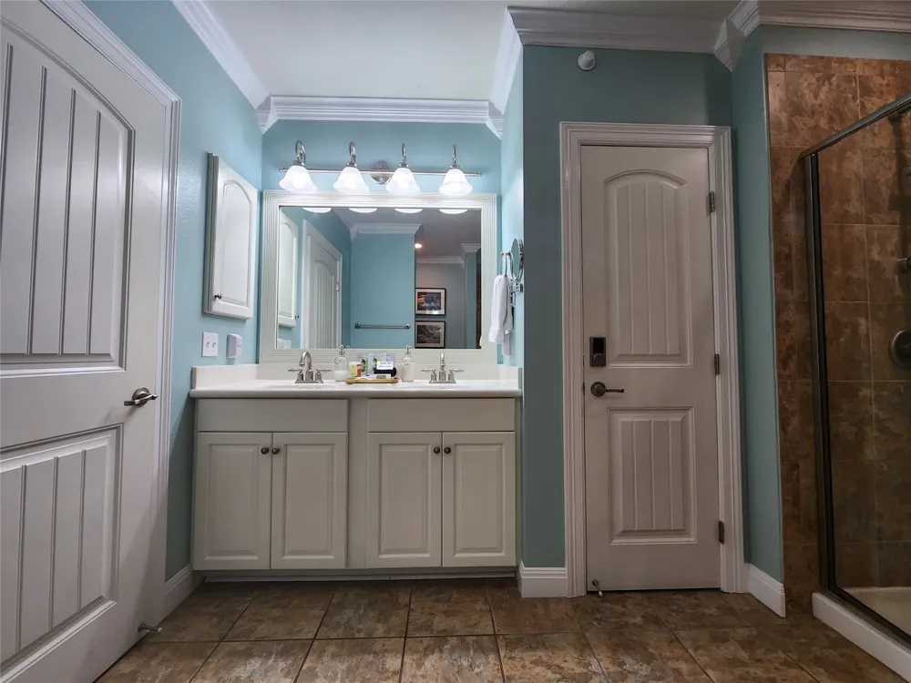 1001 The Cape Road #32 Horseshoe Bay, TX 78657