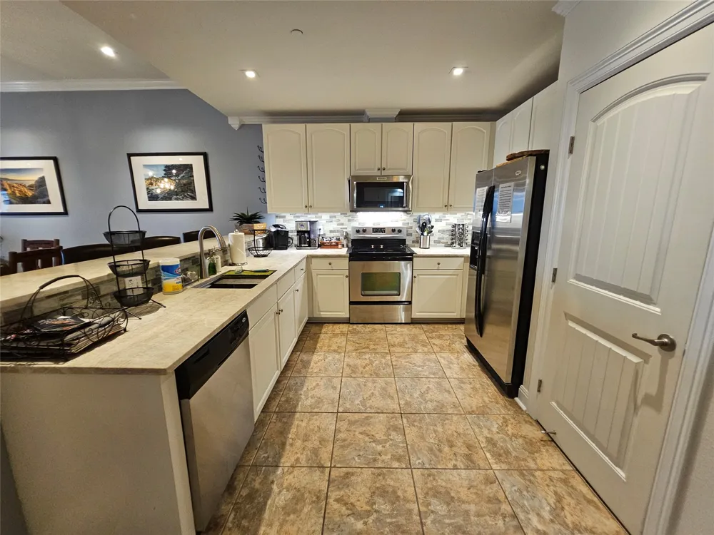 1001 The Cape Road #32 Horseshoe Bay, TX 78657