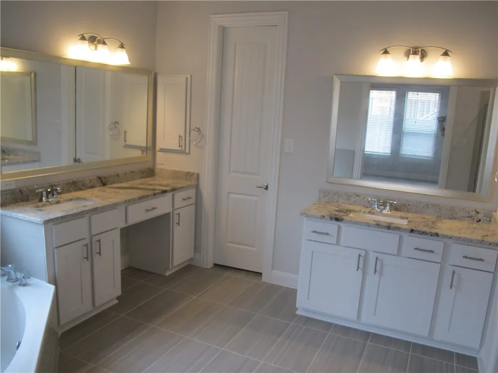 635 Spinnaker Loop Kyle, TX 78640