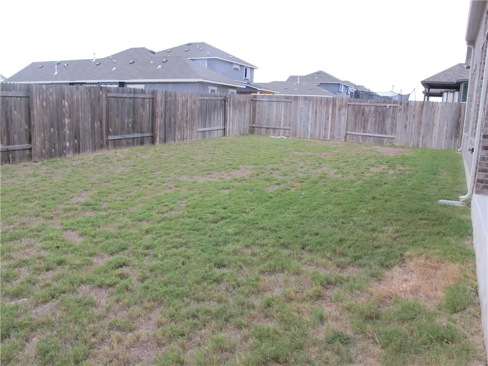 635 Spinnaker Loop Kyle, TX 78640