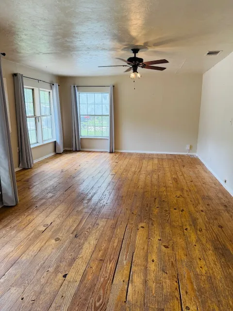 2705 Sherwood Lane Austin, TX 78704