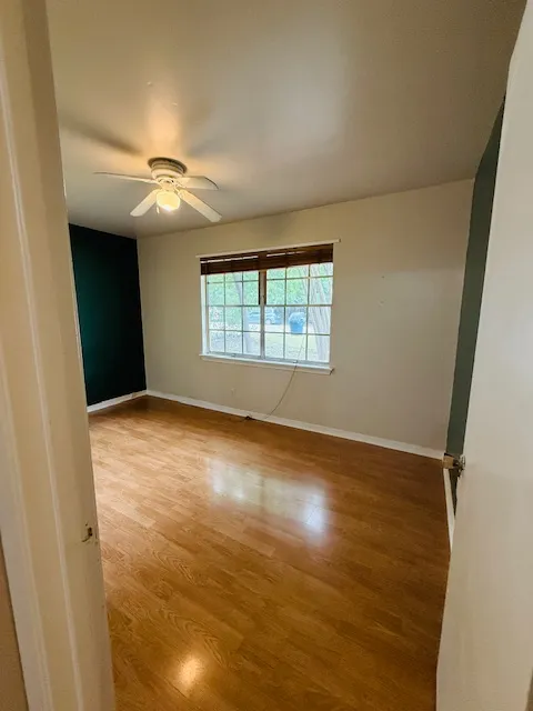 2705 Sherwood Lane Austin, TX 78704