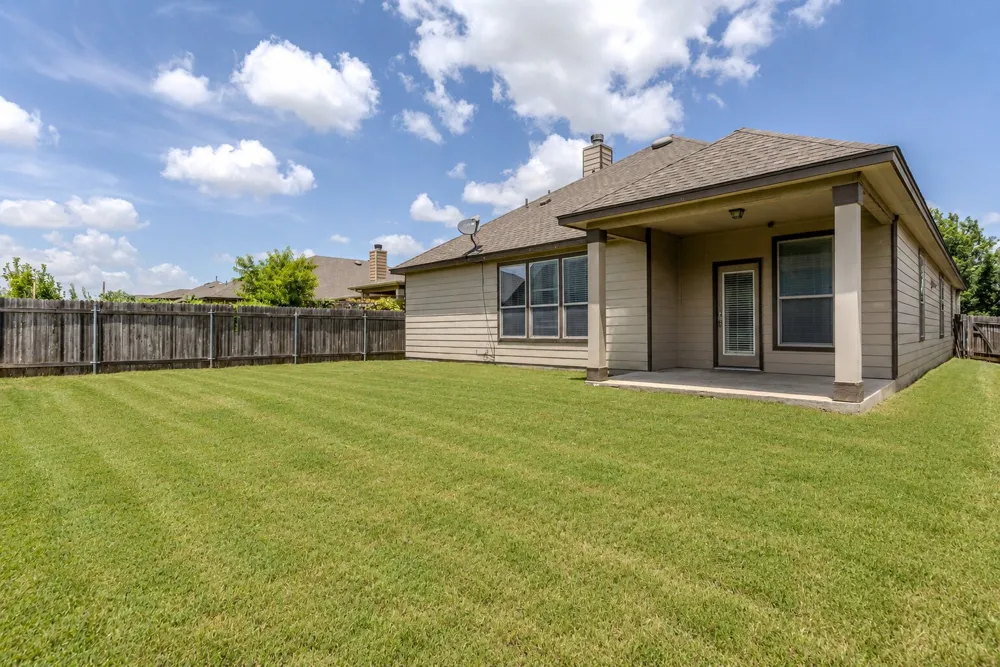 8080 Gato Lane Round Rock, TX 78665