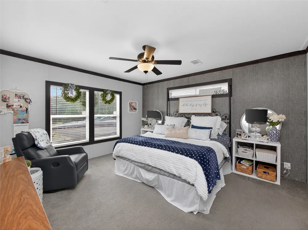1686 FM 2104 Paige, TX 78659