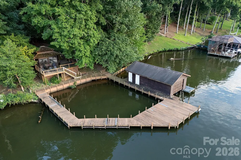 221 Malabar Drive Troy, NC 27371