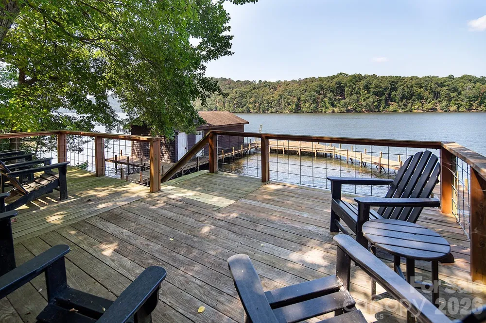 221 Malabar Drive Troy, NC 27371