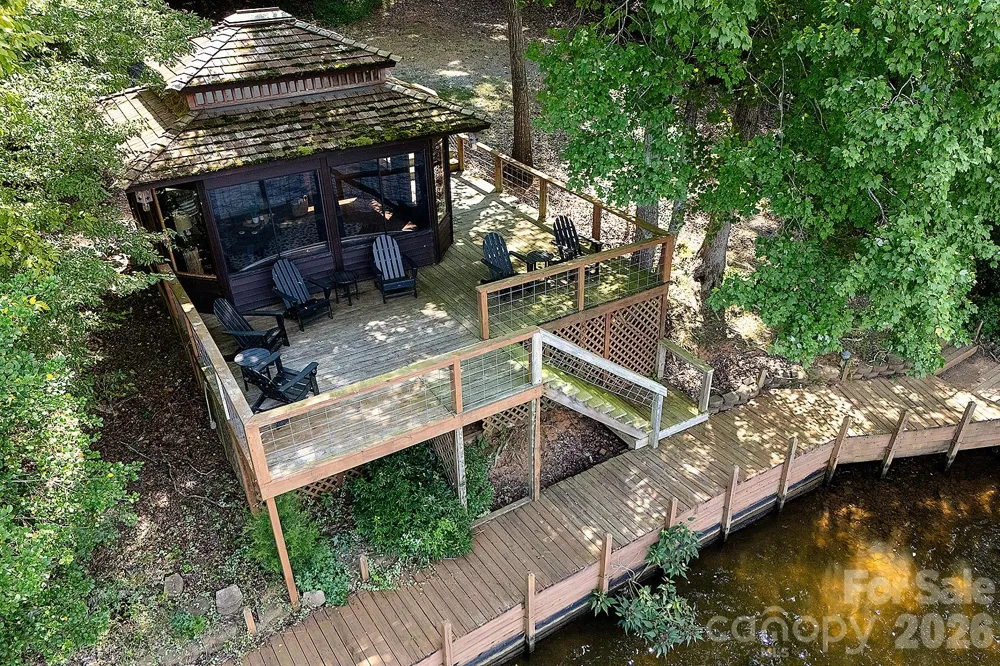 221 Malabar Drive Troy, NC 27371