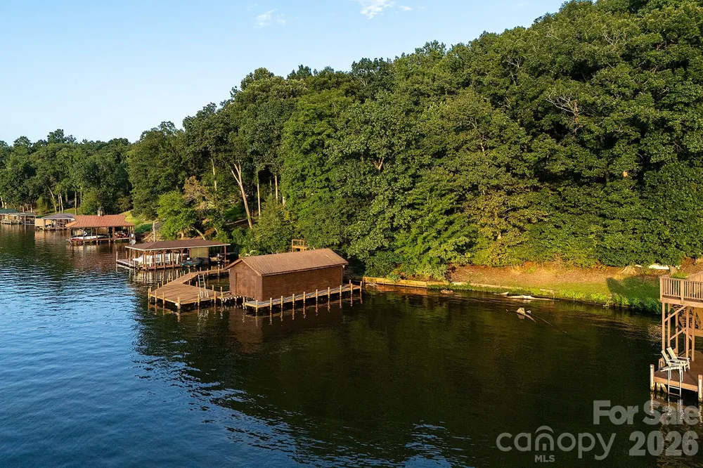 221 Malabar Drive Troy, NC 27371