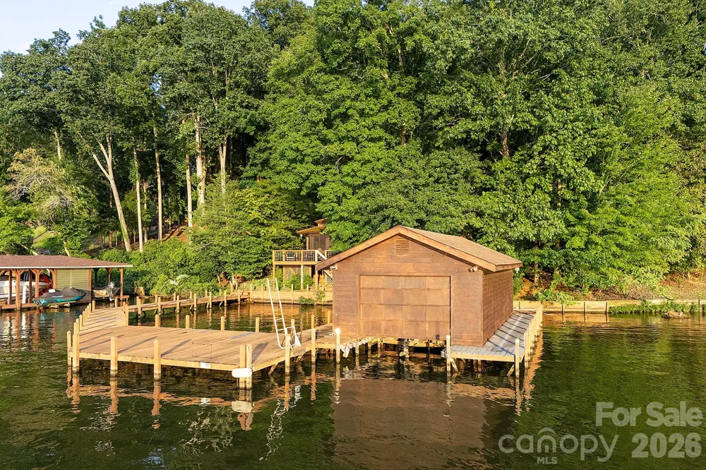 221 Malabar Drive Troy, NC 27371