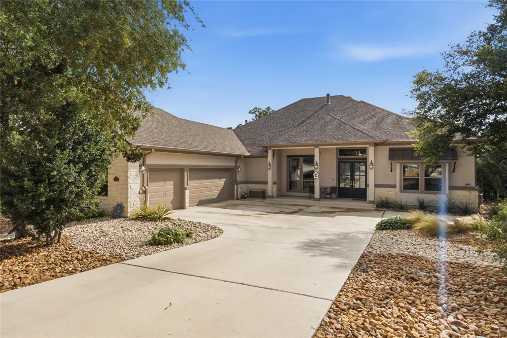 1218 Game Trail New Braunfels, TX 78132
