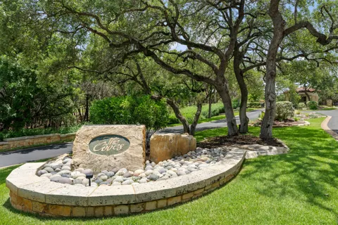 906 Moonlight Bay Drive