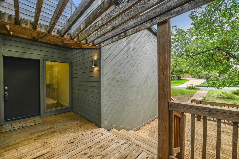 8804 Mountain Path Circle Austin, TX 78759