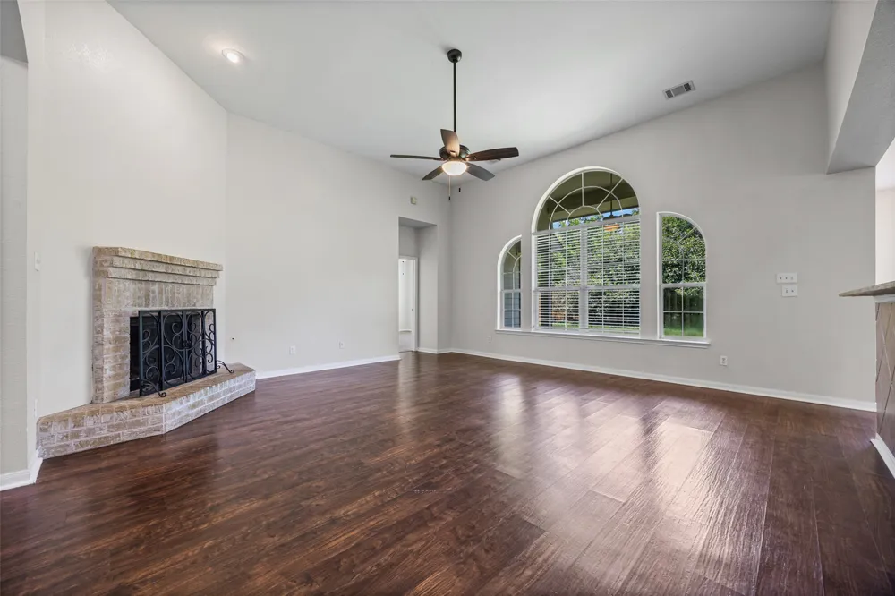 20013 Crane Creek Loop Pflugerville, TX 78660
