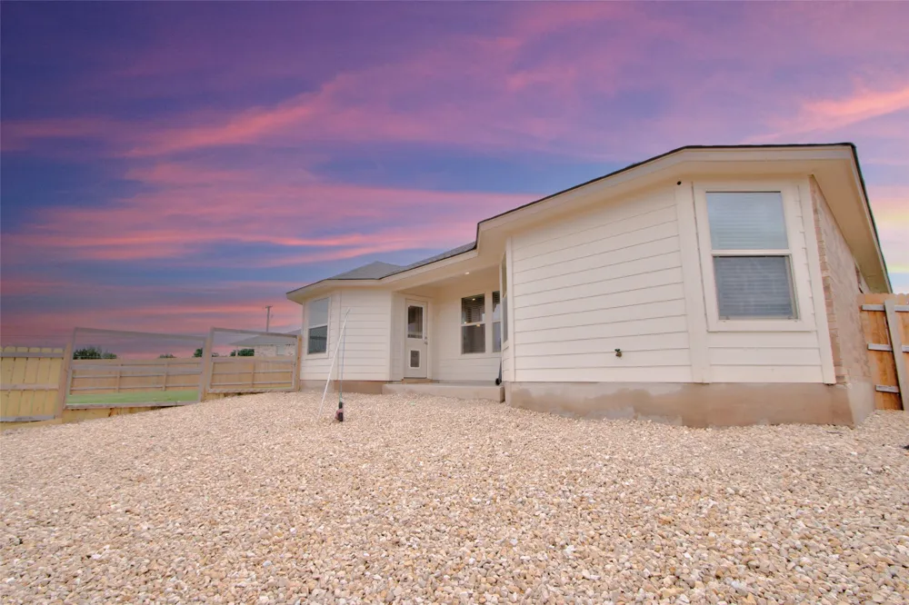 1317 Cesarina Street Harker Heights, TX 76548