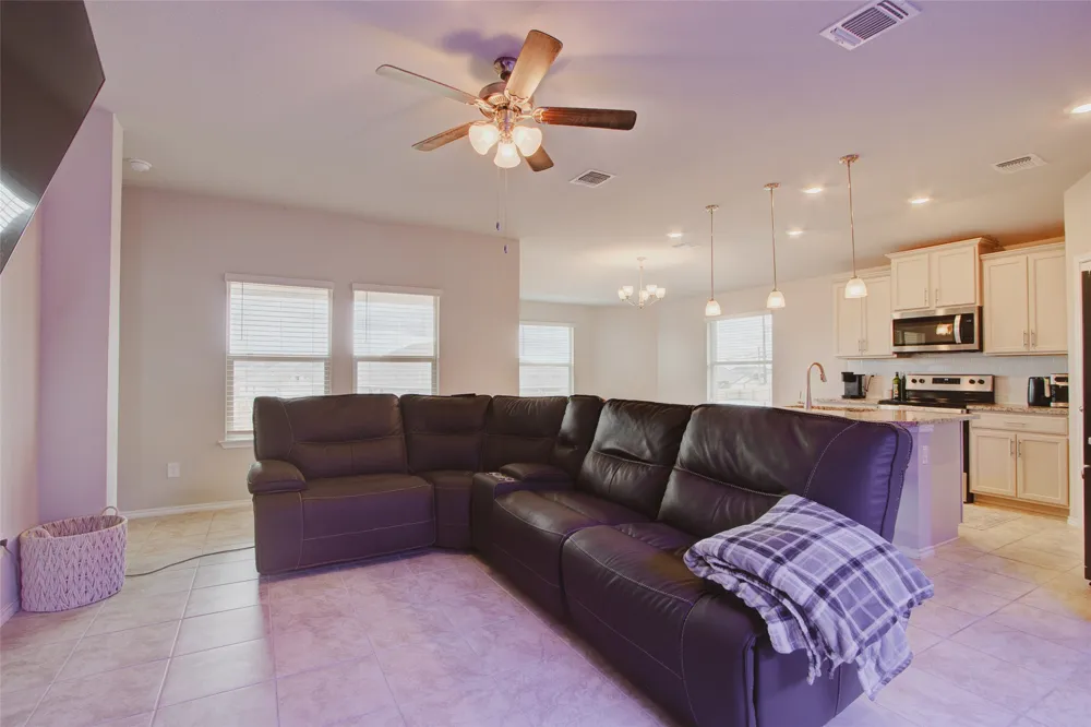 1317 Cesarina Street Harker Heights, TX 76548