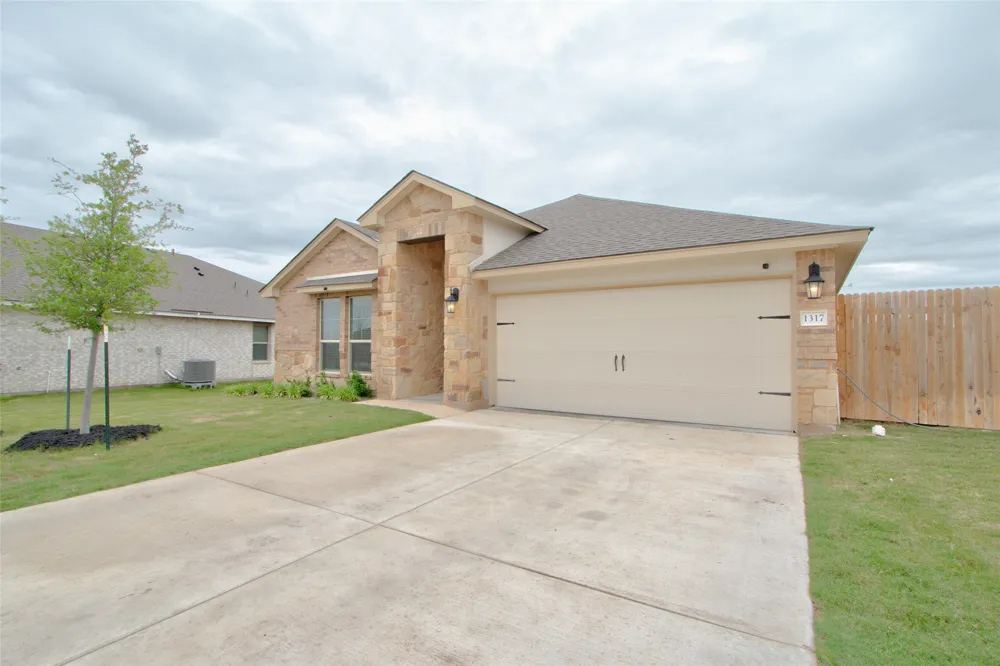 1317 Cesarina Street Harker Heights, TX 76548