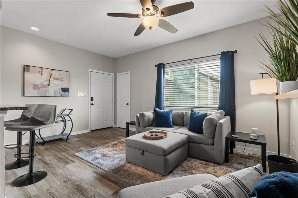 506 W San Antonio Street #205 San Marcos, TX 78666