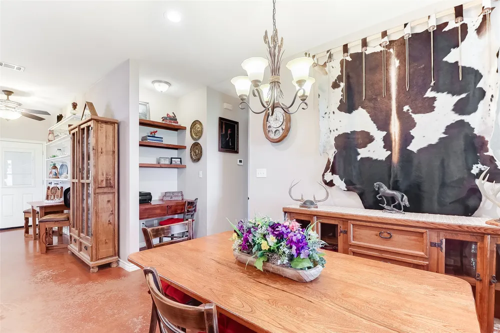 2271 County Road 112 Burnet, TX 78611
