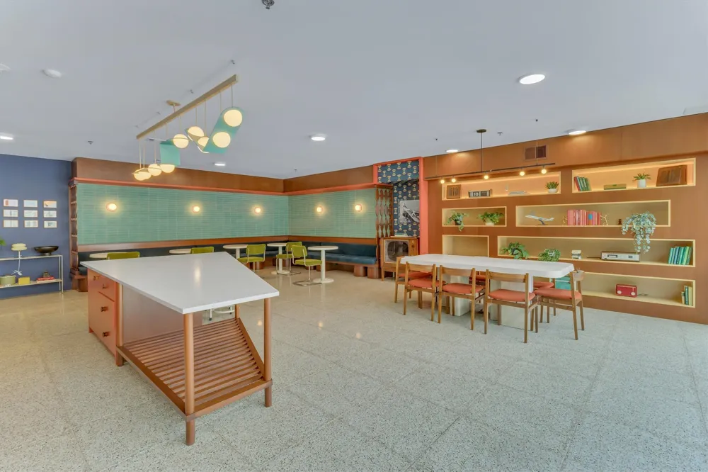 1701 Simond Avenue #226 Austin, TX 78723